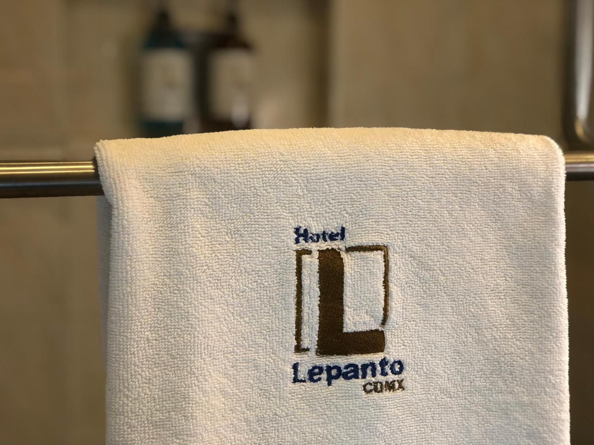 Hotel Lepanto Reforma เม็กซิโกซิตี้ ภายนอก รูปภาพ